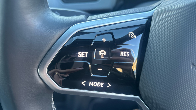 Volkswagen ID.3 150kW Family Pro Performance 58kWh 5dr Auto Electric Hatchback